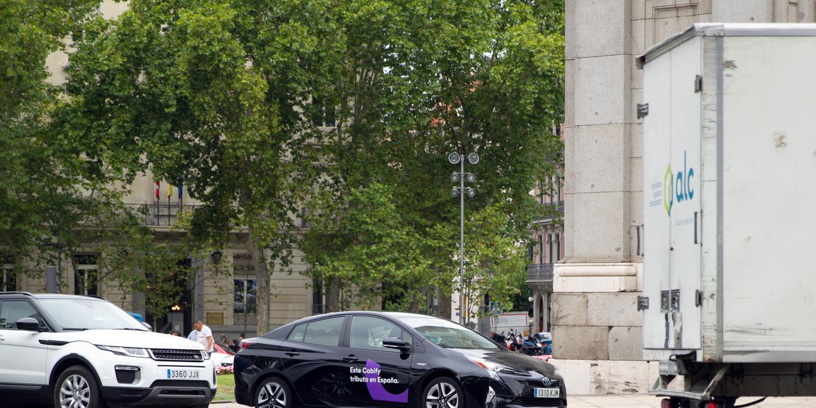 Inspección en Madrid a los VTC para comprobar las etiquetas ambientales