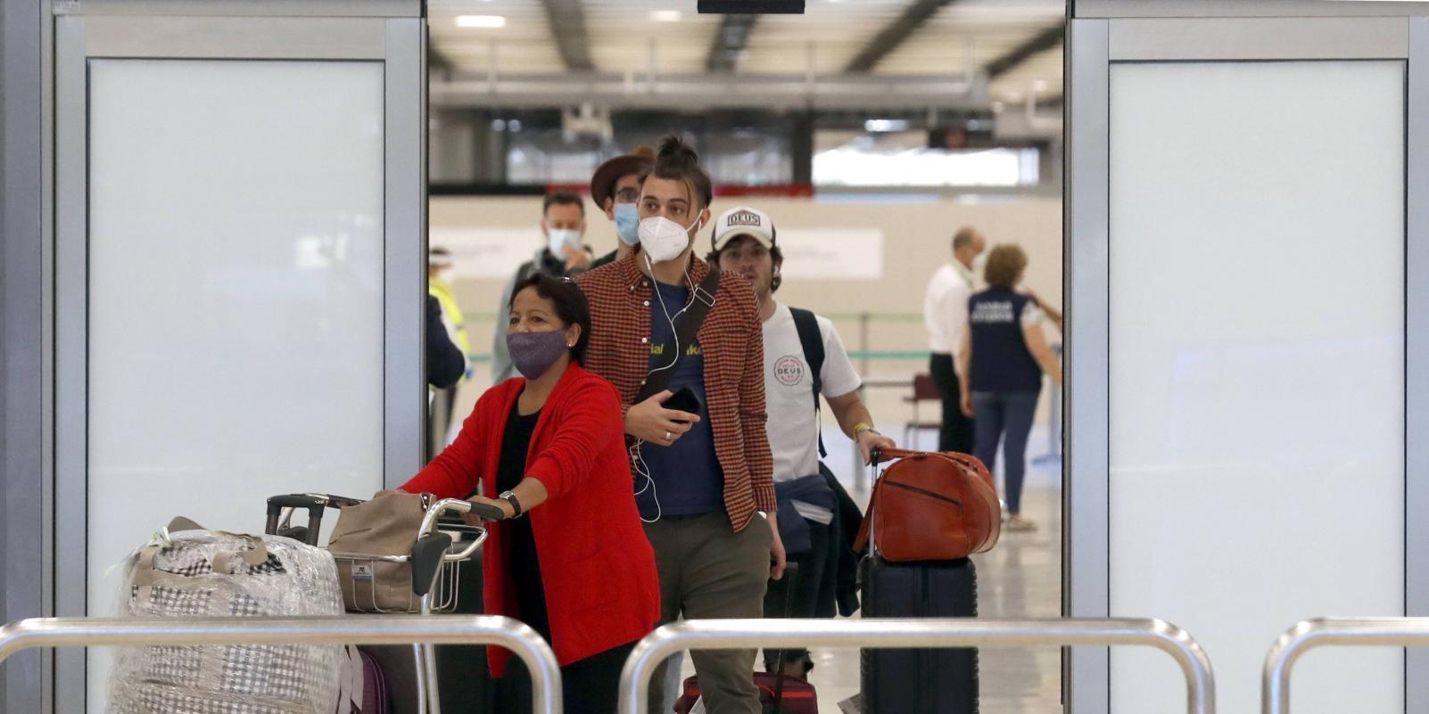 Aena recupera el vuelo en junio, aunque registra un 96,1 % menos de pasajeros