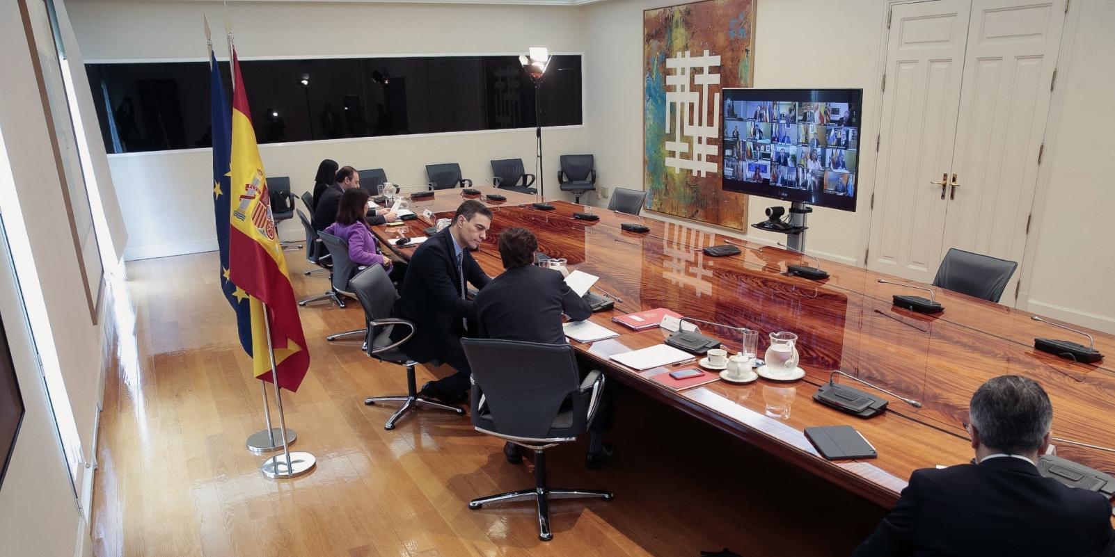 El Ministerio de Sanidad y las comunidades aprueban un plan de respuesta frente a la COVID