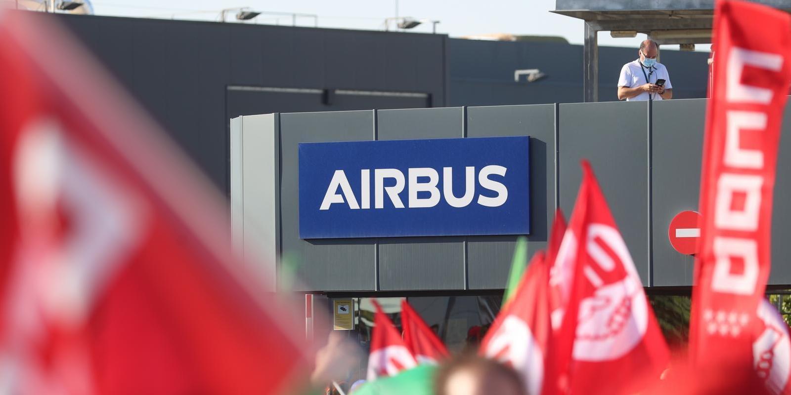 Más de 2.000 personas se manifiestan en Getafe en defensa del empleo en Airbus