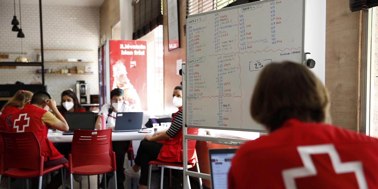 Cruz Roja se movilizada frente a los brotes en toda España