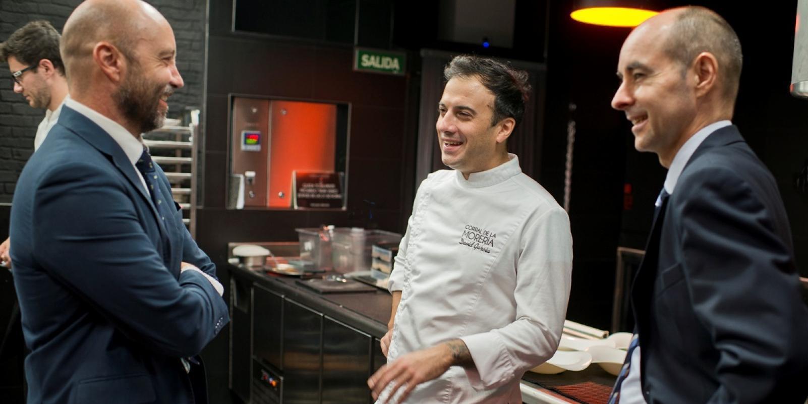 Una terraza para salvar al único tablao del mundo con estrella Michelin Una terraza para salvar al único tablao del mundo con estrella Michelin
