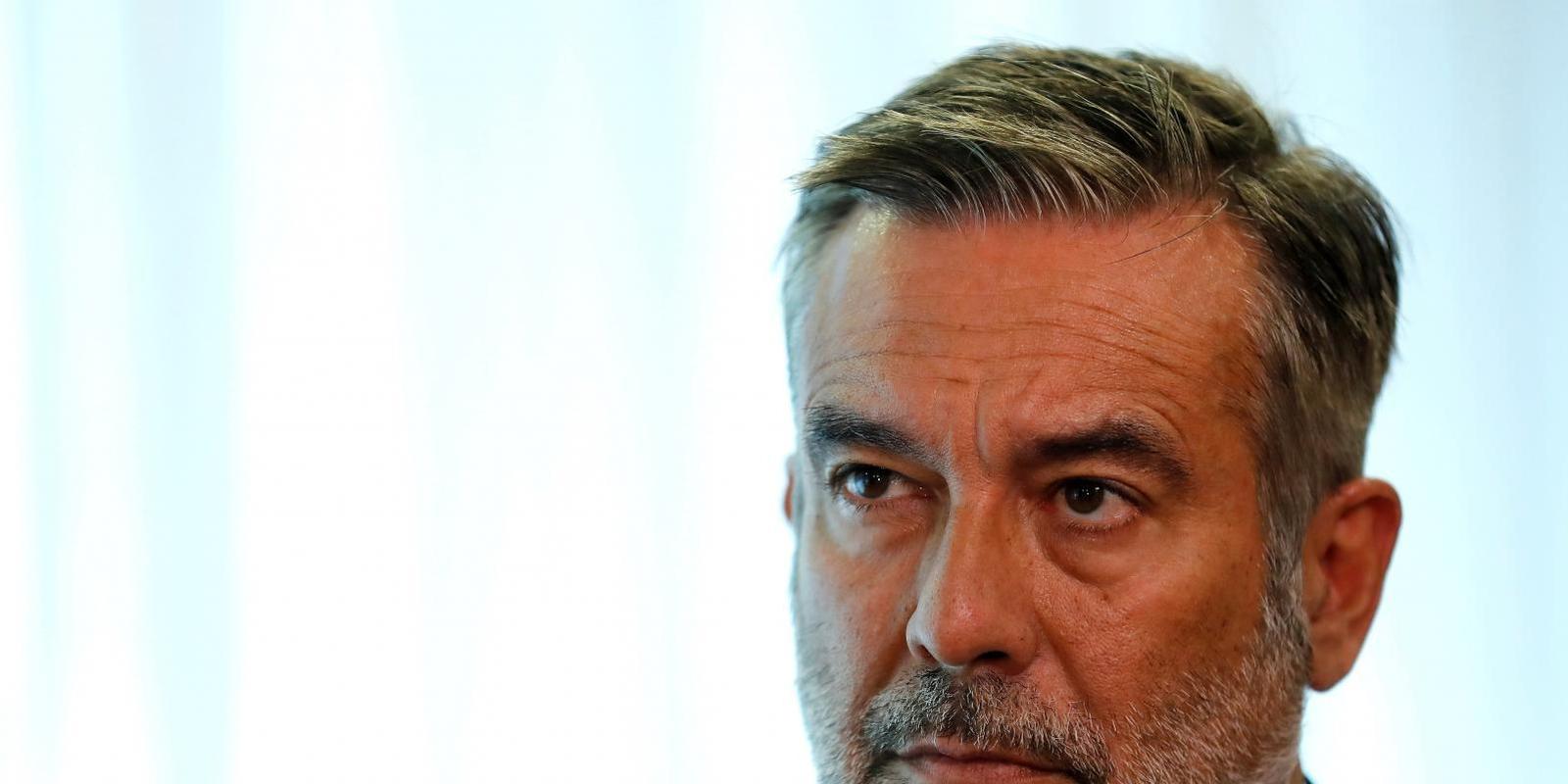 López: Usaremos la información de la cartilla Covid según lo permita la ley