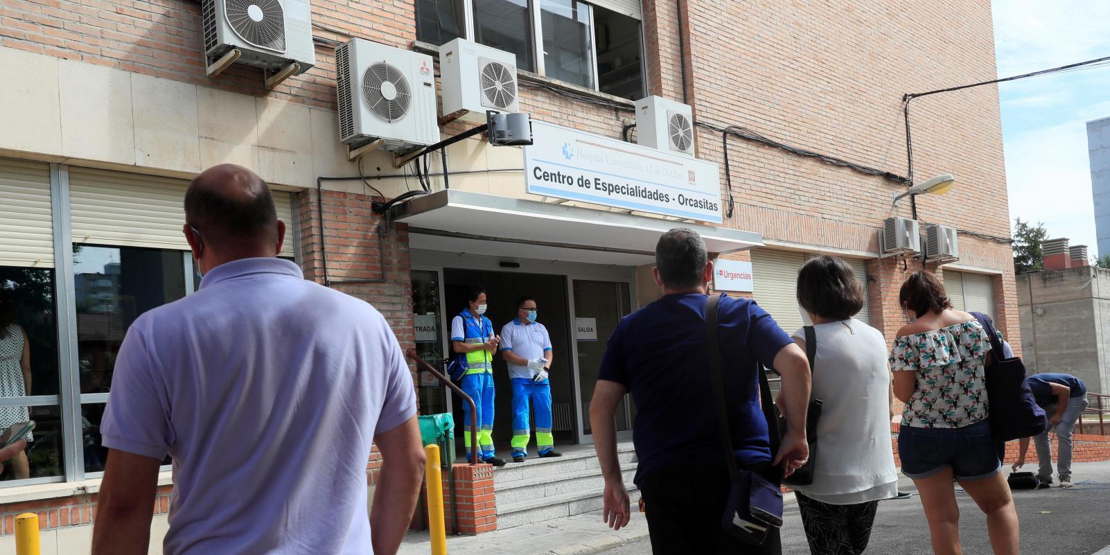 Acuden a las pruebas PCR de Usera más personas de las convocadas