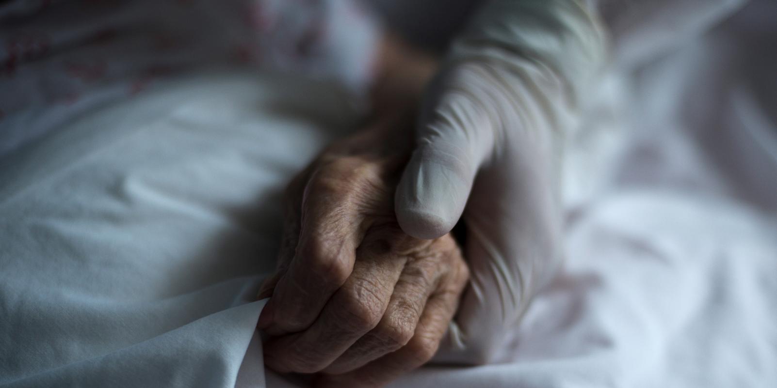 El 80% de los que viven en las residencias de Madrid tiene anticuerpos contra la Covid