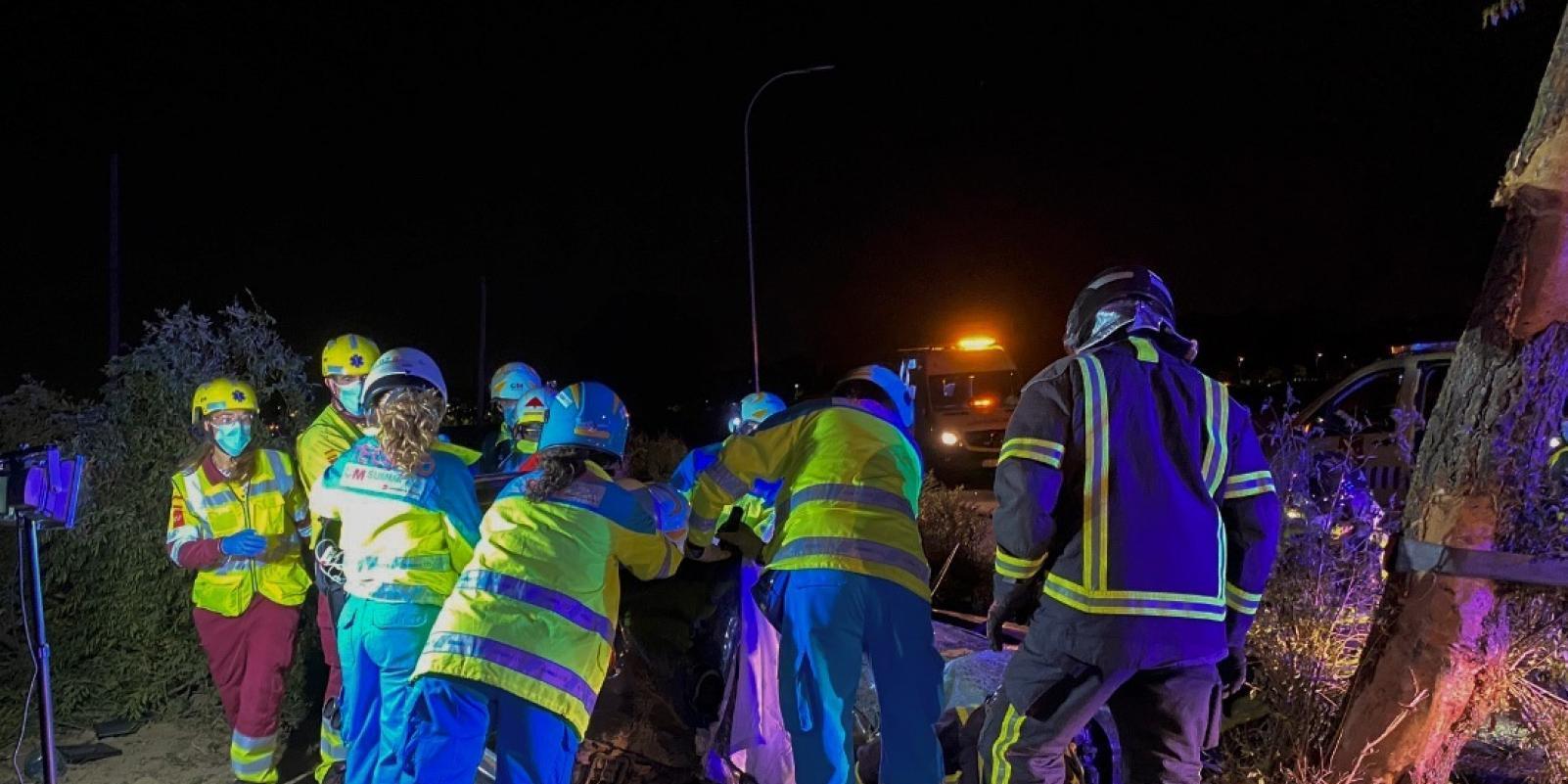 Mueren tres personas al chocar dos vehículos en una carretera de Móstoles