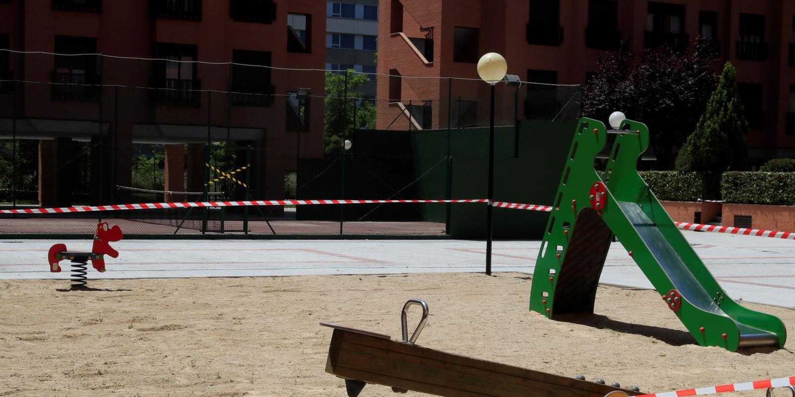 El Molar cierra sus parques y juegos infantiles por el aumento de brotes