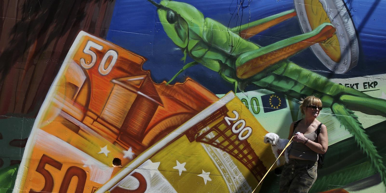 La Comunidad de Madrid reduce de 31 a 29 días su plazo de pago a proveedores