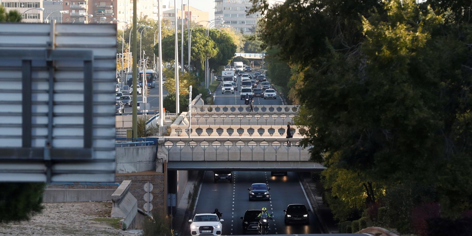 Más de 1.700 identificados en los controles policiales de las restricciones en Madrid