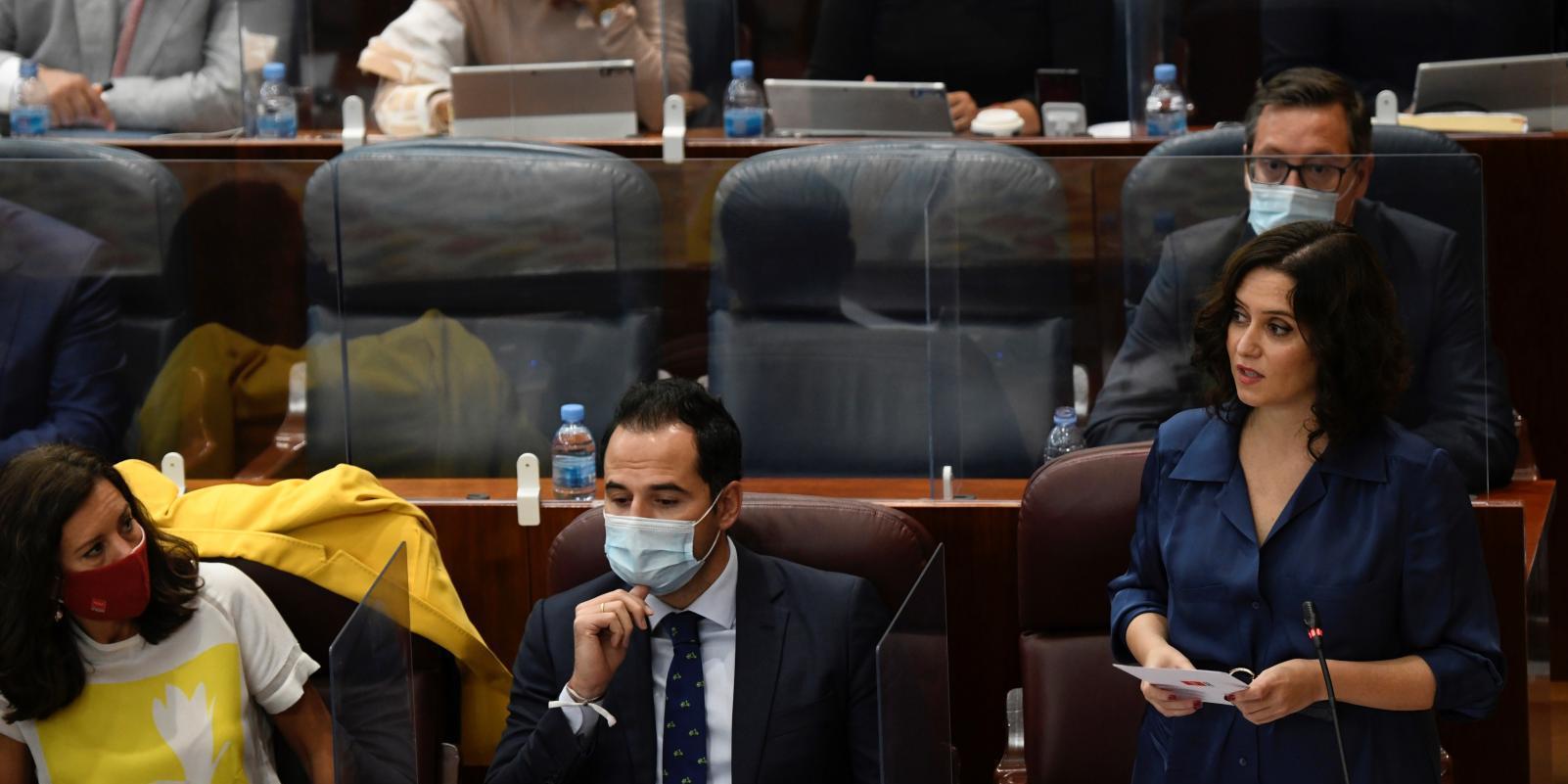 El PP lograría 15 escaños más en Madrid según una encuesta 