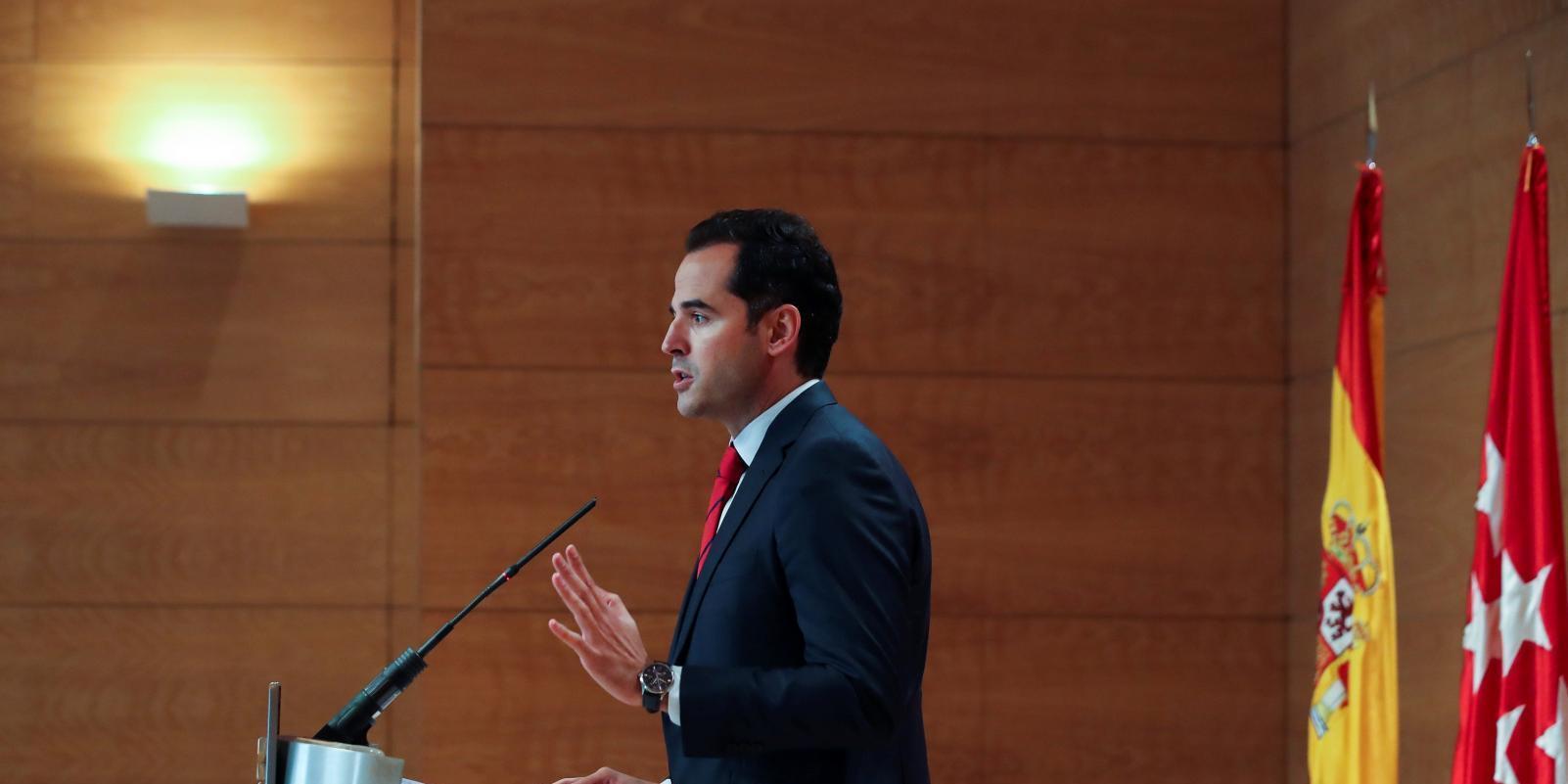 Aguado: "Me parece increíble que a 15 de octubre todavía estemos debatiendo cuáles son los escenarios a aplicar en el conjunto del país"