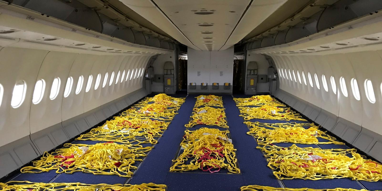 Iberia transforma un avión A-330 en carguero para adaptarse al mercado