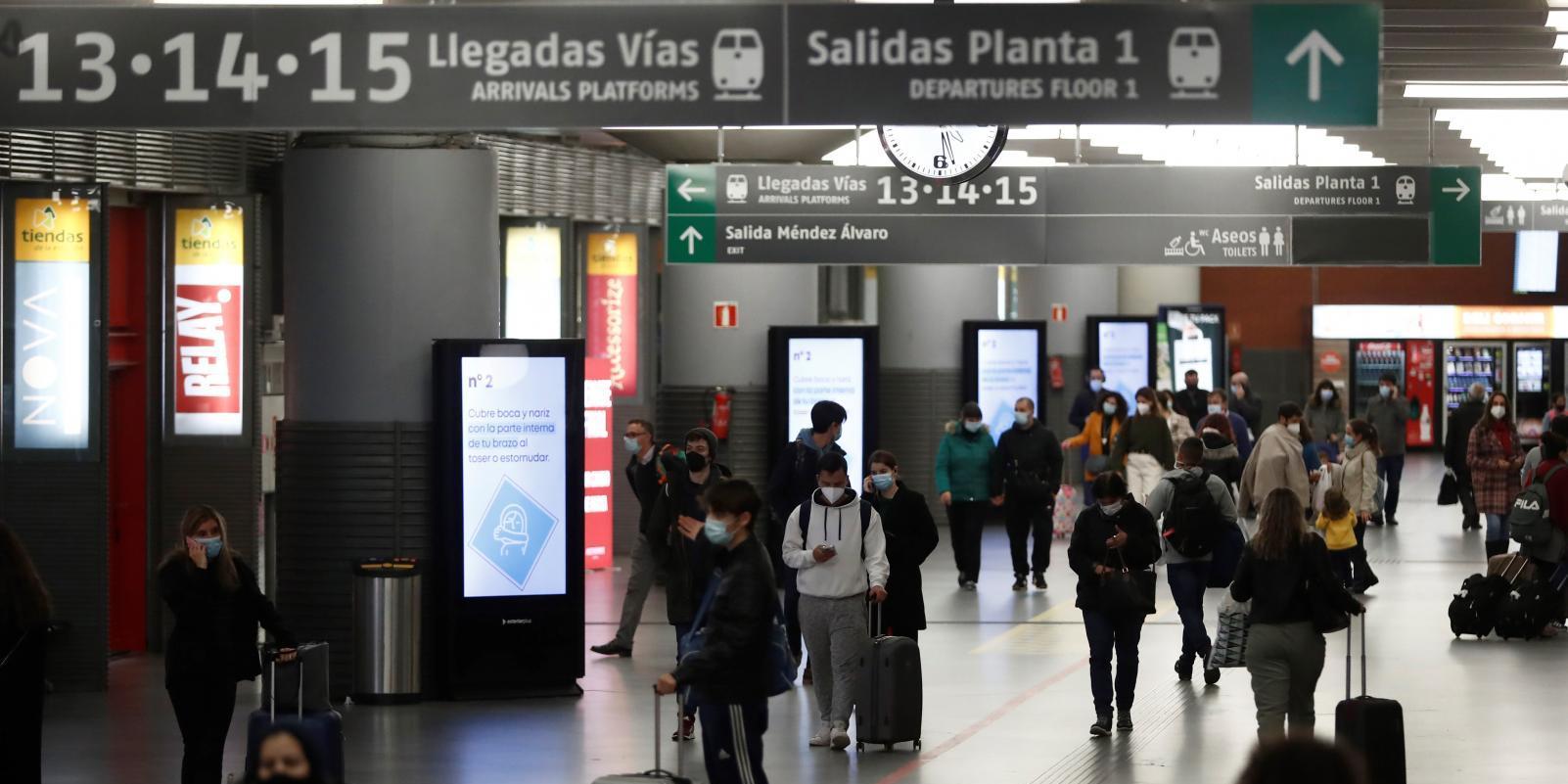 La Comunidad levanta las restricciones en 31 zonas y siete localidades