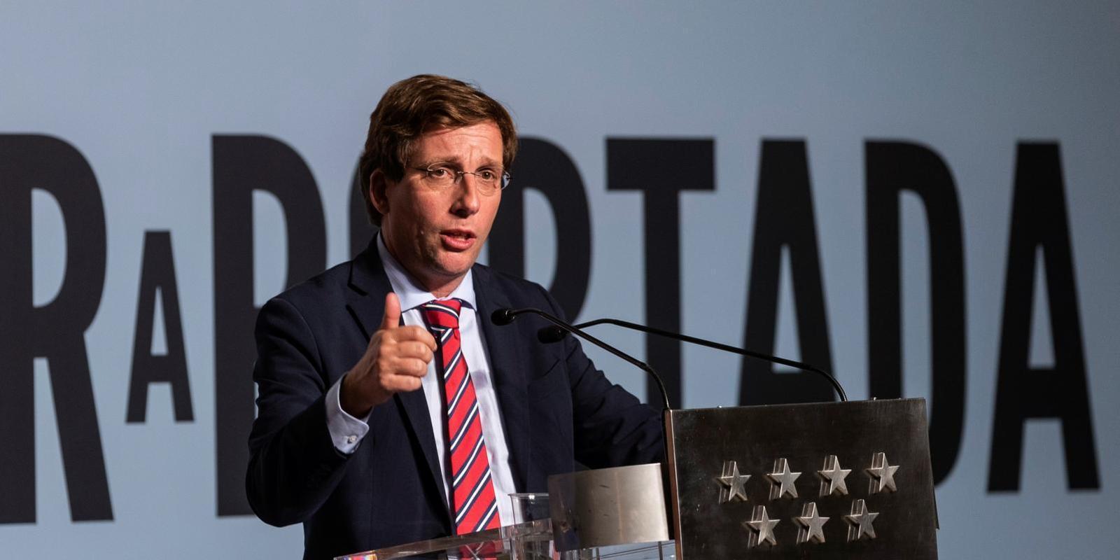 Martínez-Almeida tacha de &quot;tomadura de pelo&quot; el viaje de Iglesias a Bolivia