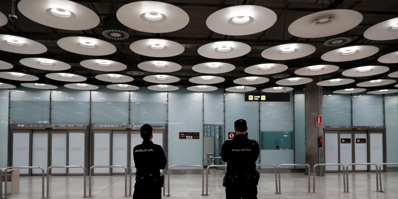 Detenido en Barajas con 7 kilos de cocaína un asesino machista fugado de prisión