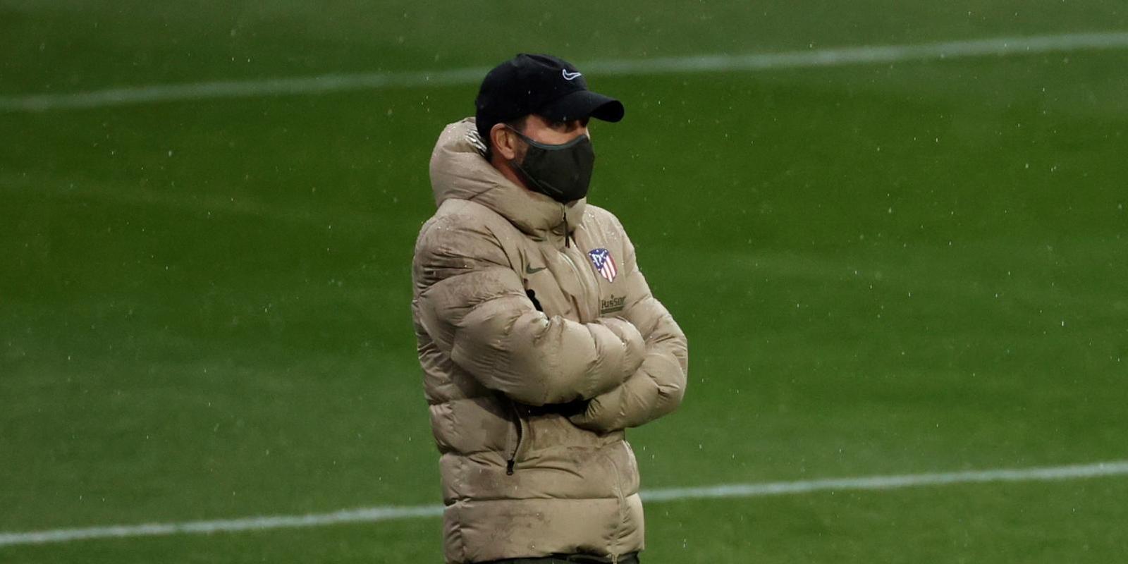 El Atlético cierra la semana bajo mínimos y sin Simeone