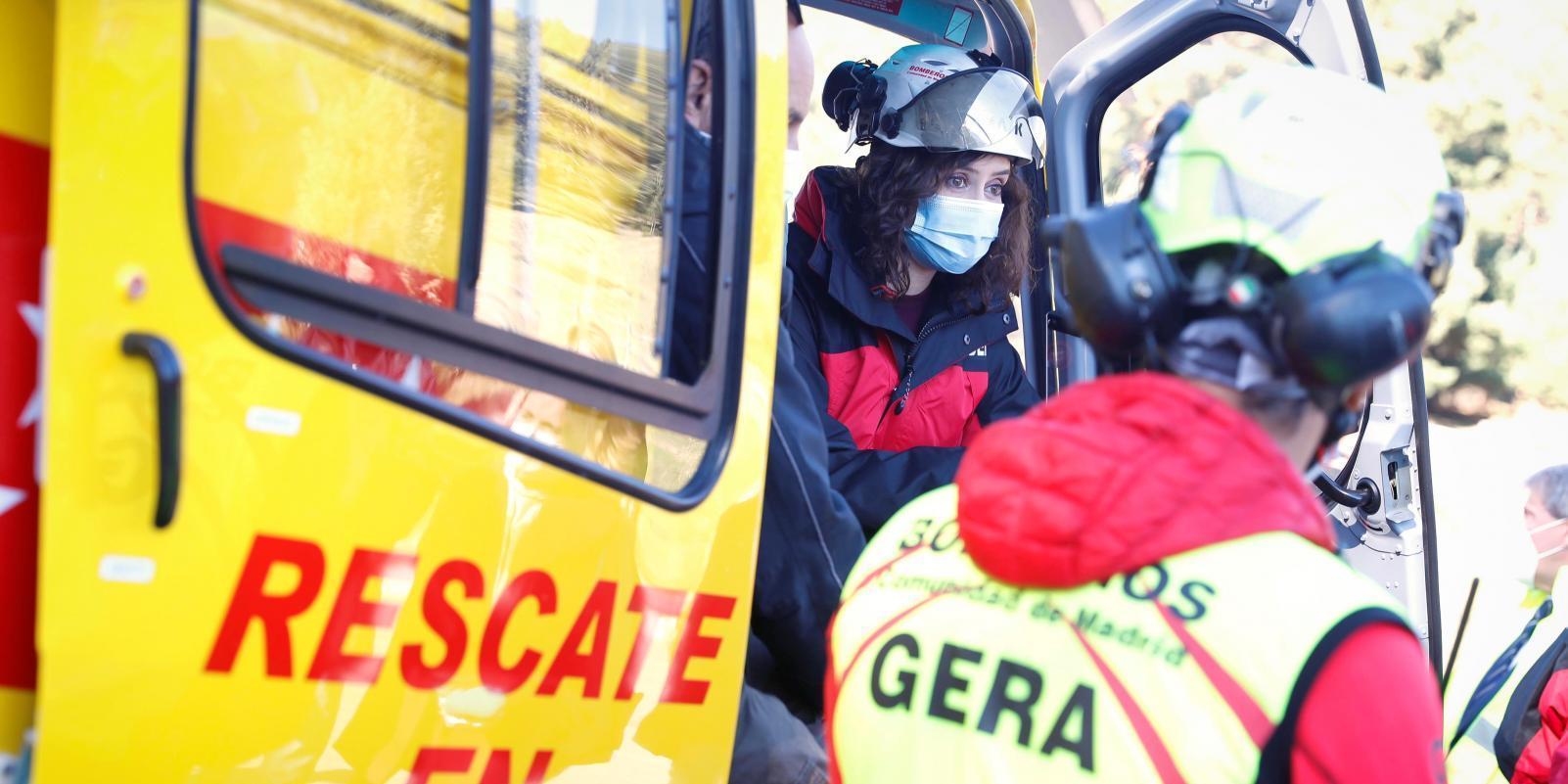 La Comunidad incorporará un médico en los helicópteros de rescate del GERA