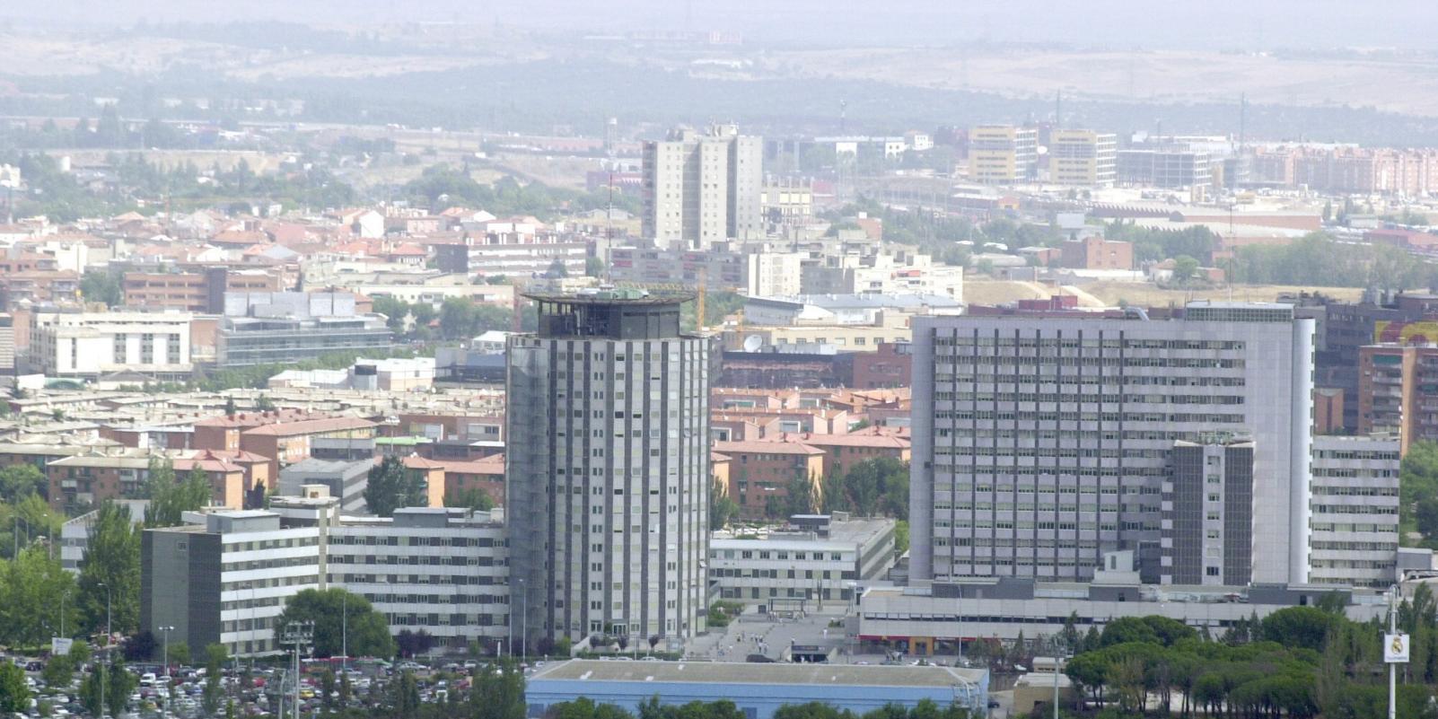 Herido muy grave al chocar con la mediana en M-30 cerca del Ramón y Cajal
