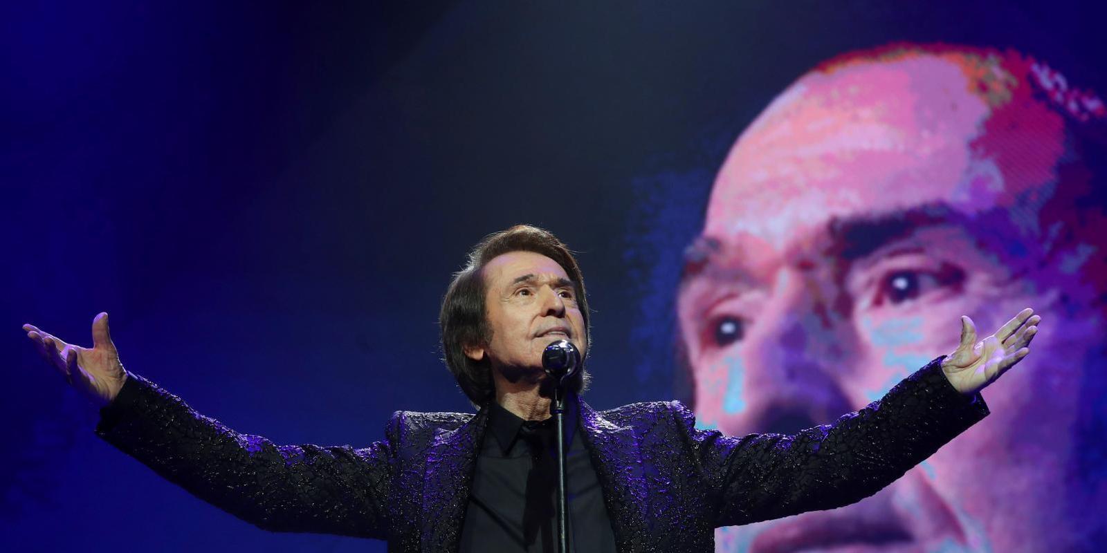 El segundo concierto de Raphael en el Wizink Center se celebra con normalidad