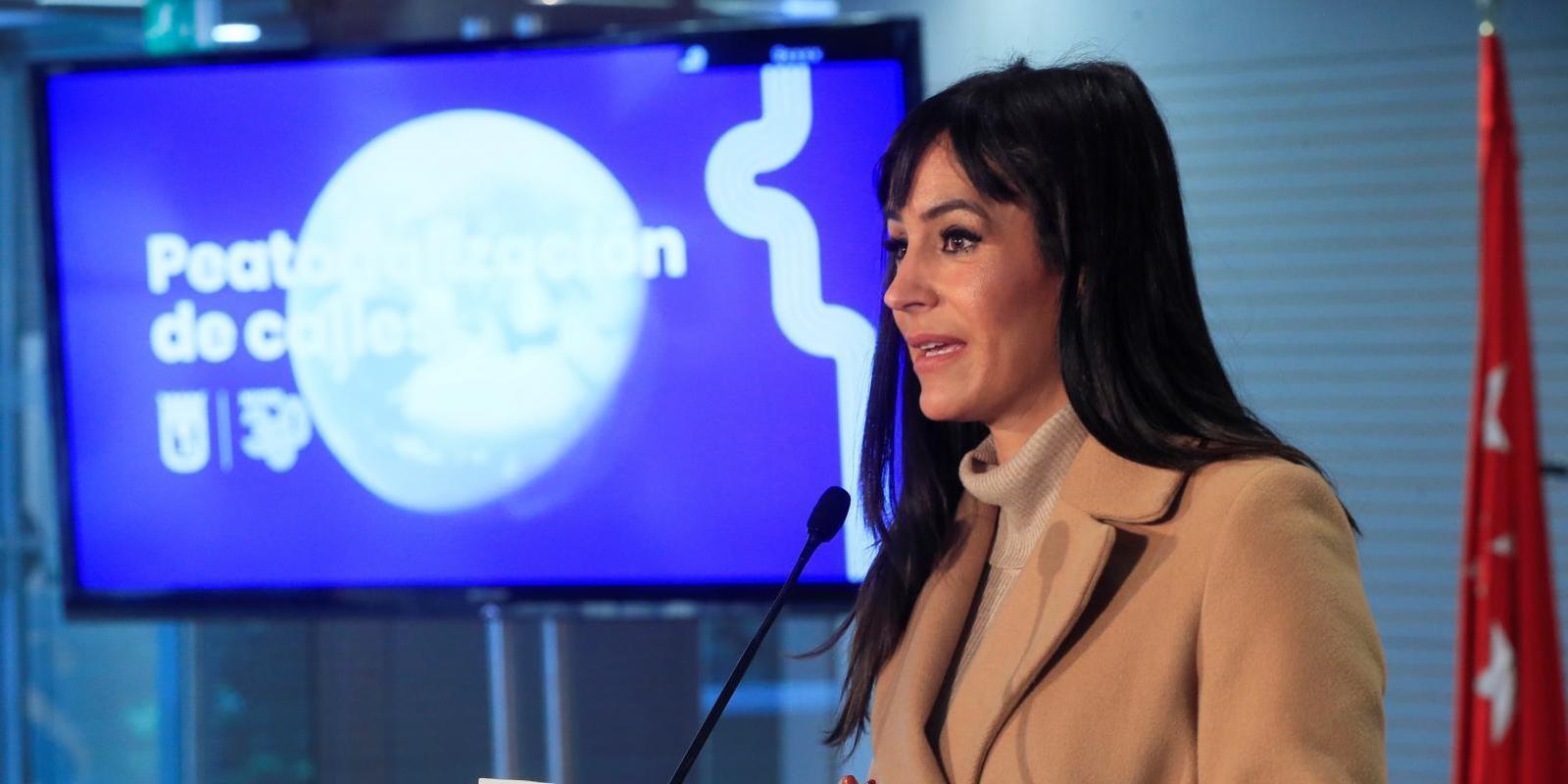 Villacís pide "más vacunas" para Madrid y menos "propaganda"