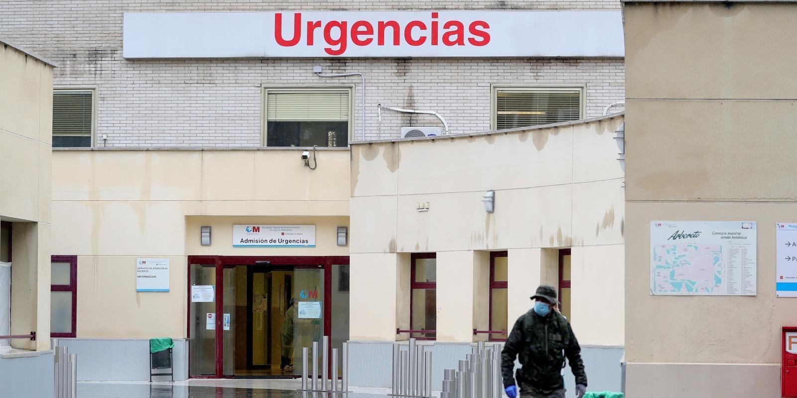 La UME limpia los accesos a los hospitales, Mercamadrid y almacenes de farmacia