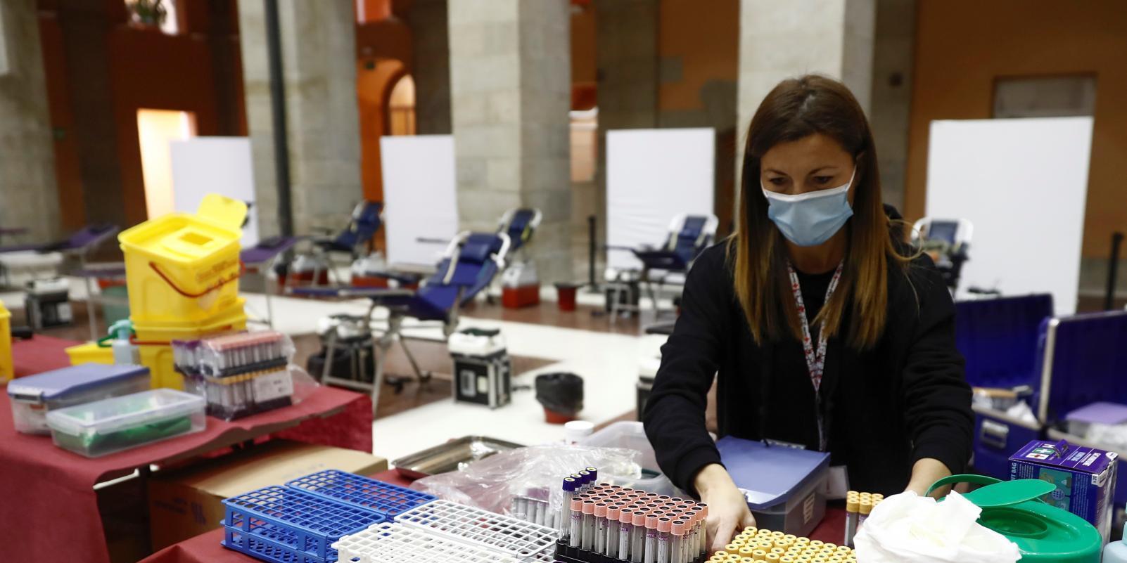 La Casa de Correos se transforma en un gran centro de donación de sangre durante tres días ante la escasez de reservas