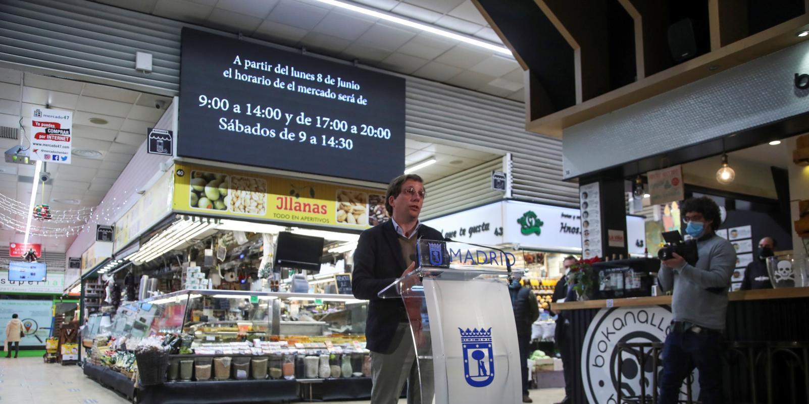 Martínez-Almeida presenta un proyecto que digitalizará el sector hostelero de Madrid