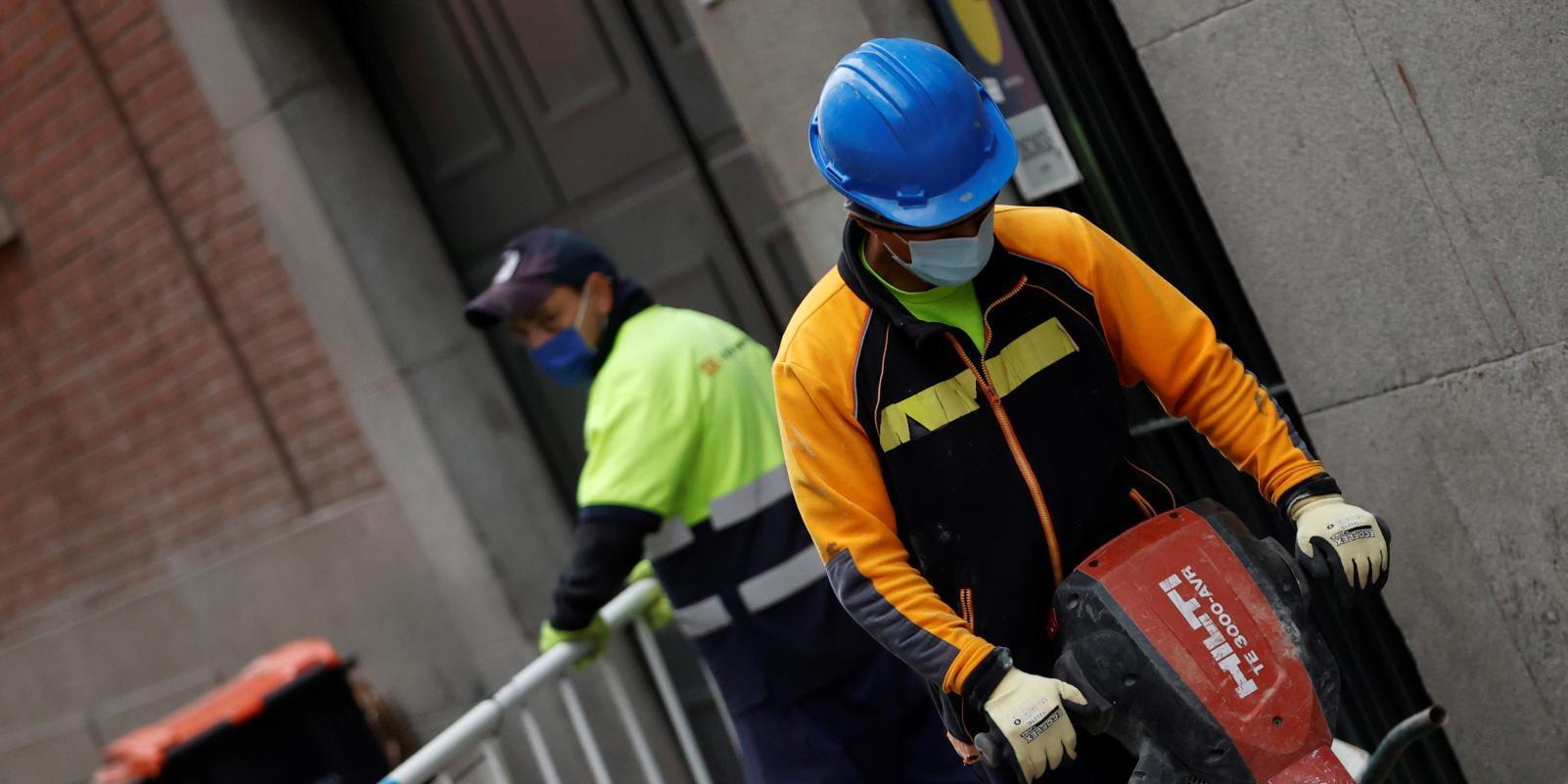 El paro subió en enero en Madrid un 1,66%, y deja 439.684 personas sin empleo