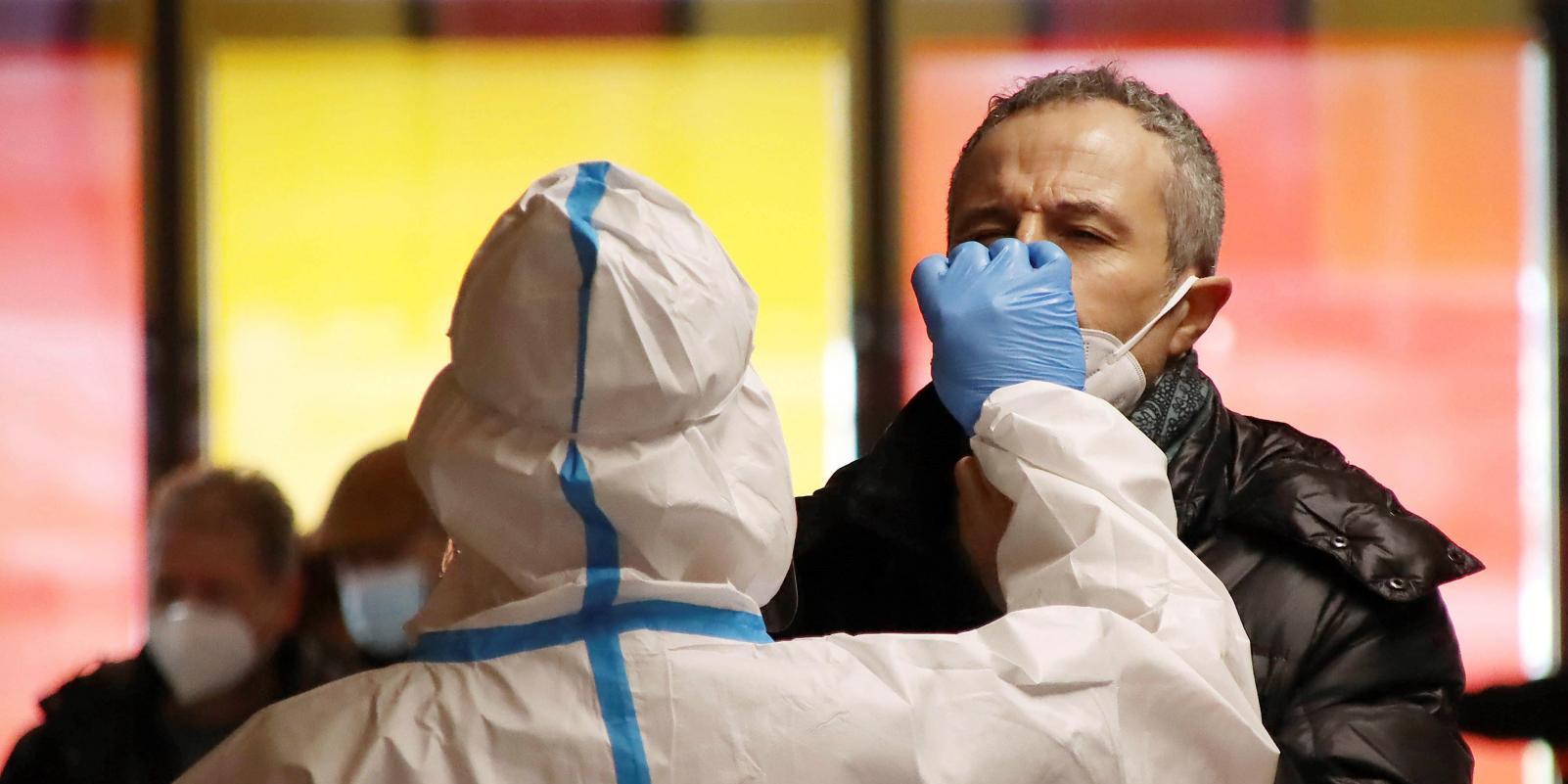 Los test masivos en Rivas detectan 106 positivos entre 20.395 personas