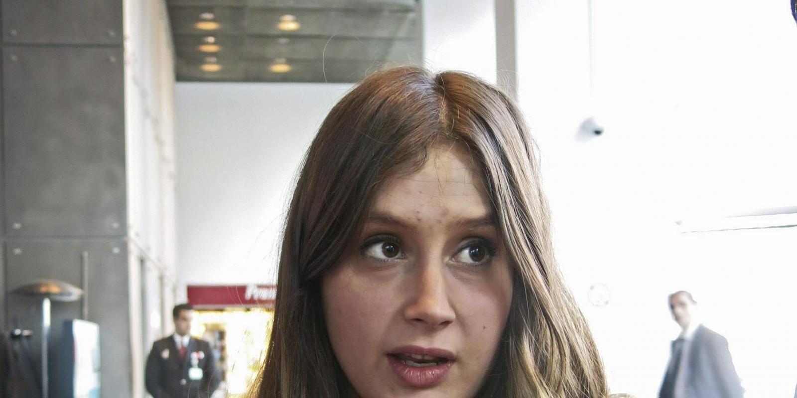 Iglesias ficha a la activista antidesahucios Alejandra Jacinto para su lista