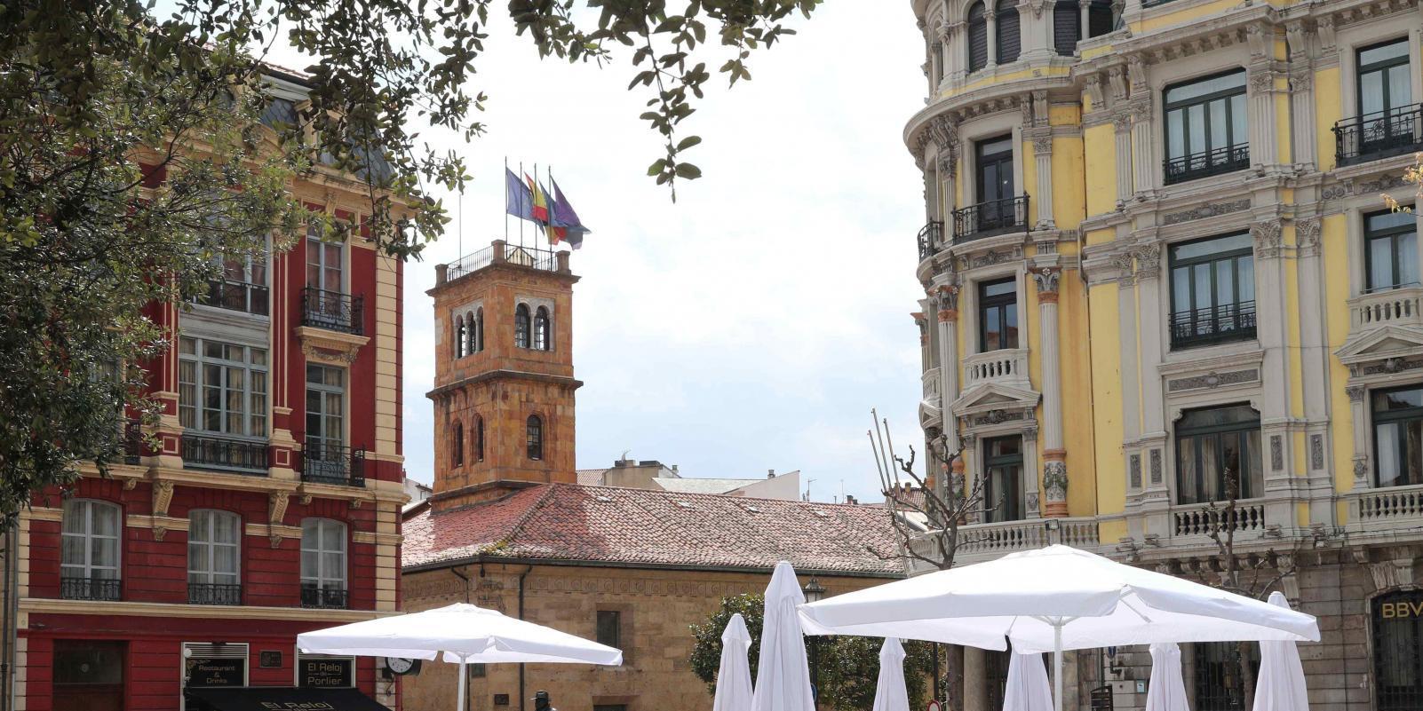 Prorrogada la prohibición de las reuniones y el toque de queda hasta el 26 de abril