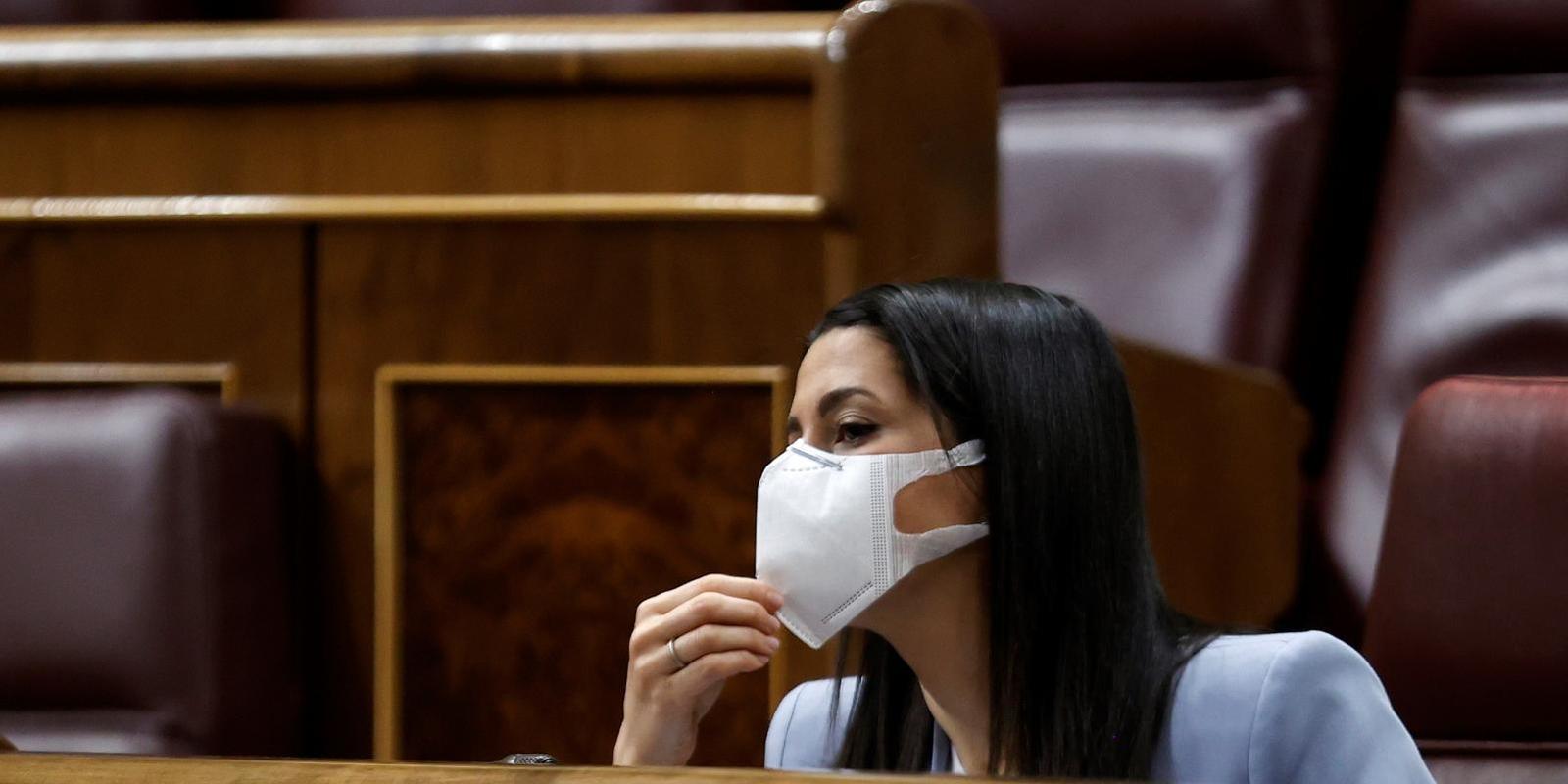 Arrimadas ve preocupante que Ayuso quiera sustituir a Ciudadanos por Vox