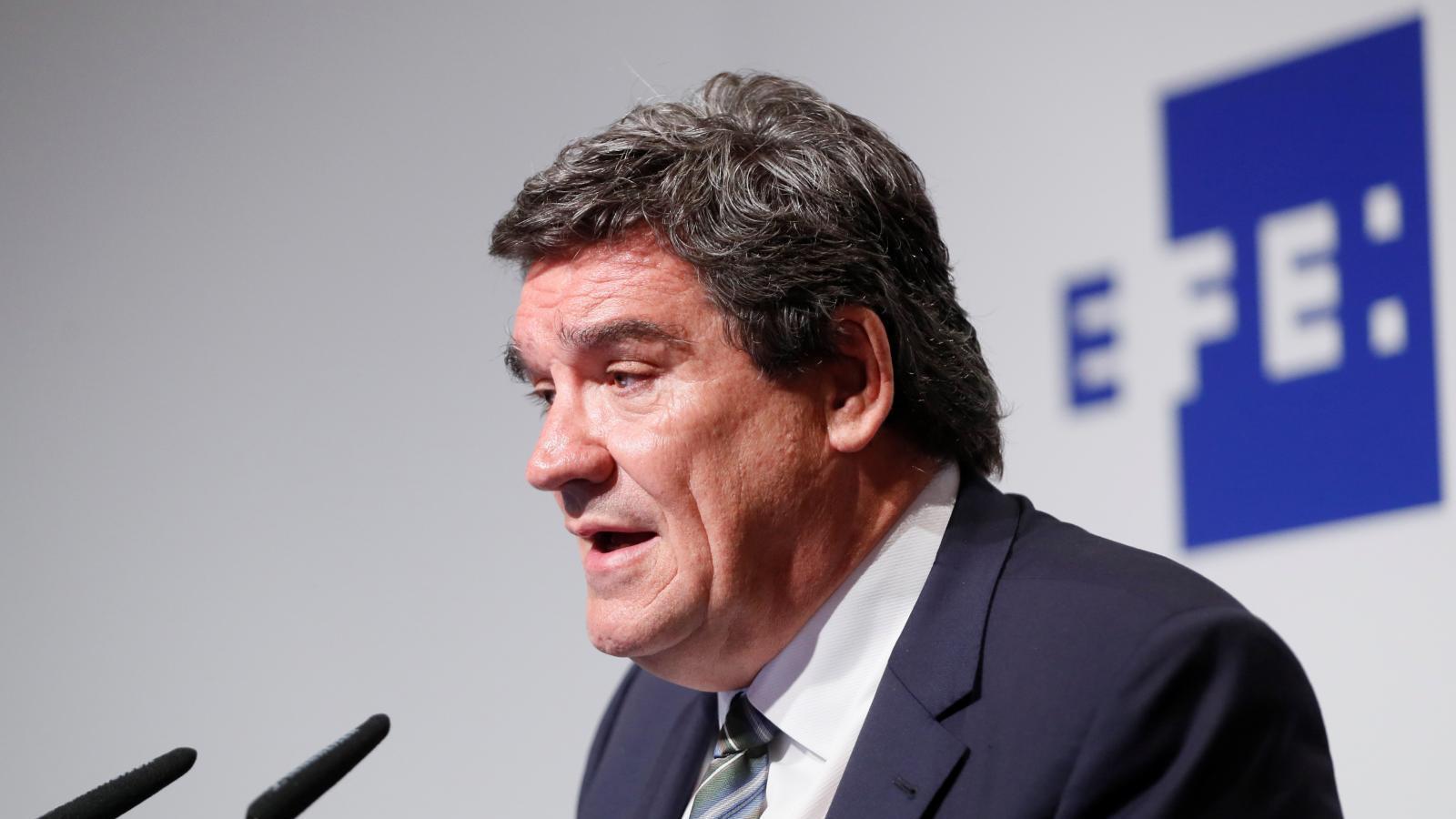 Escrivá cifra en 150.000 los trabajadores en ERTE en empresas en riesgo