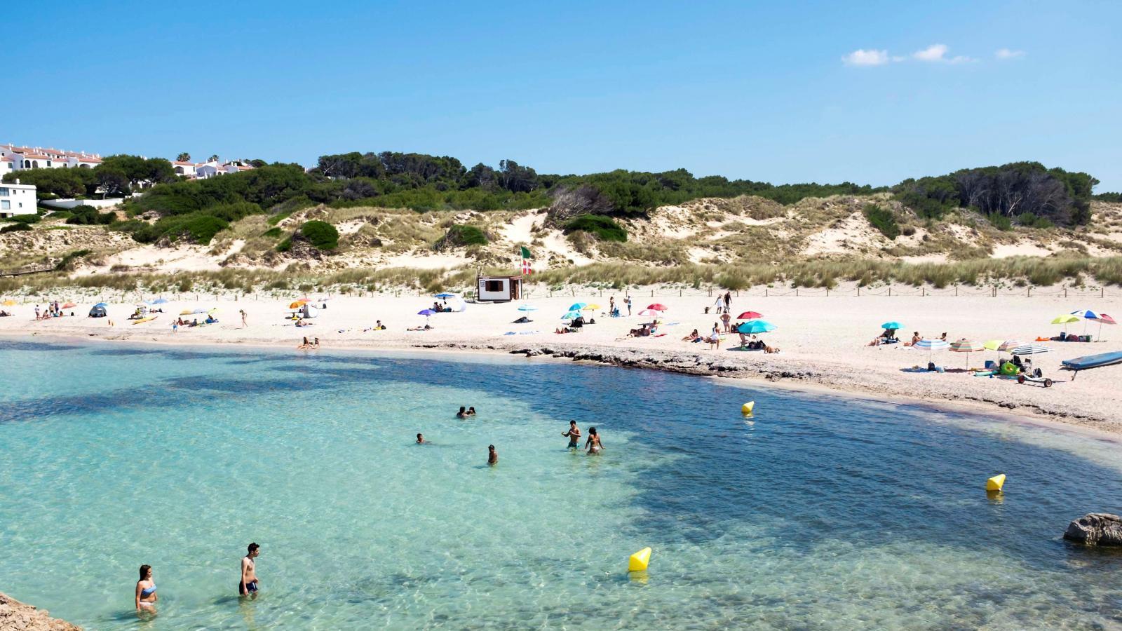 El Gobierno confía en que lleguen 37 millones de turistas hasta final de año