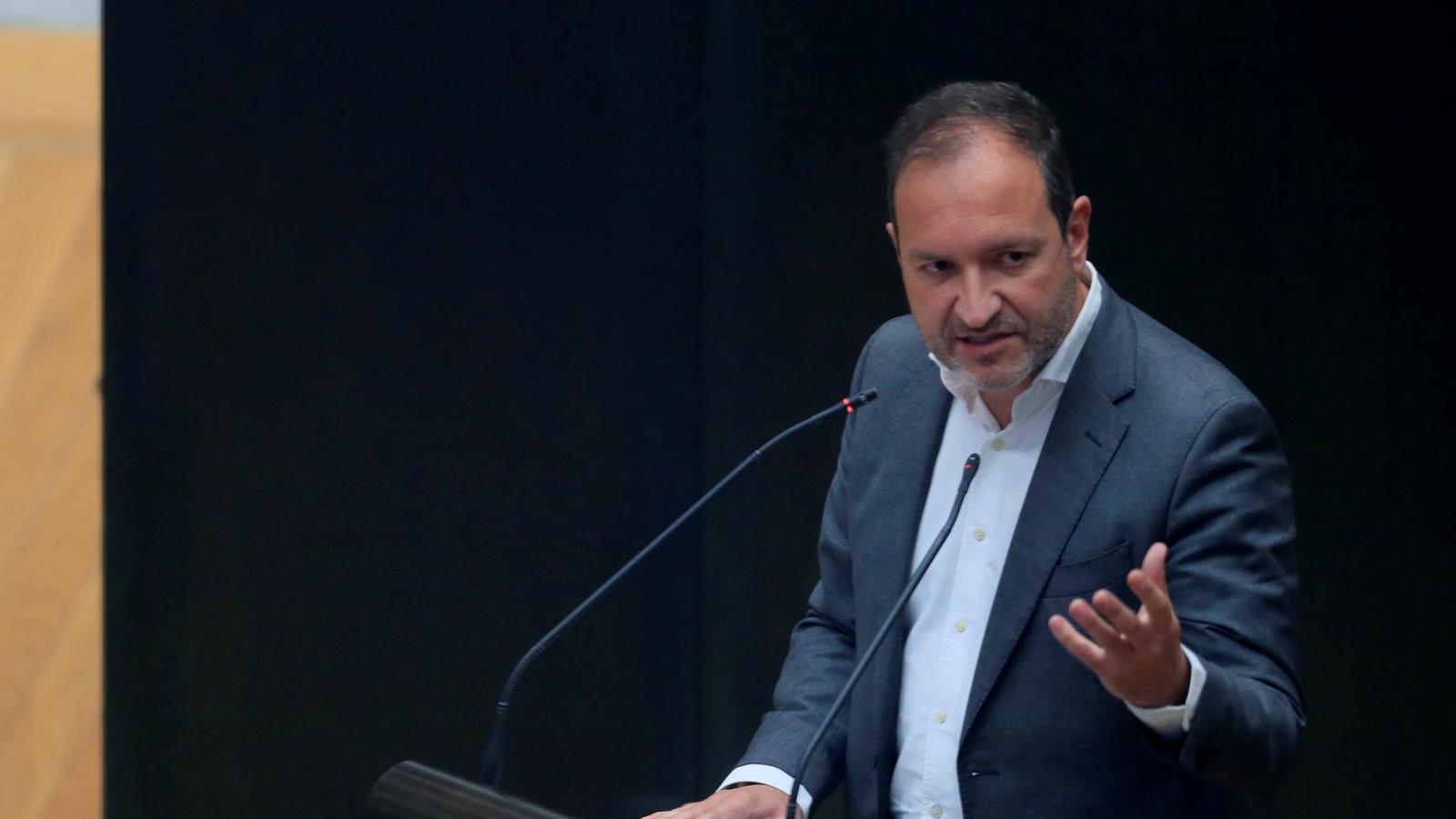 Fuentes dice que la movilización de pisos de la Sareb no solucionará el problema de la vivienda en Madrid