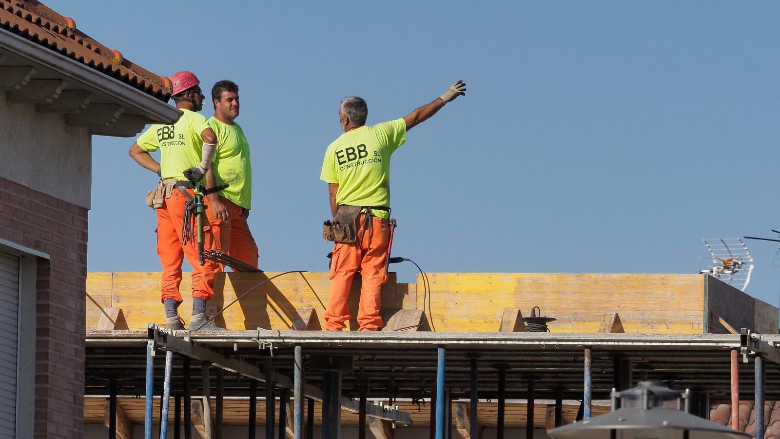 Los salarios en convenio suben un punto y medio menos que la inflación Los salarios en convenio suben un punto y medio menos que la inflación