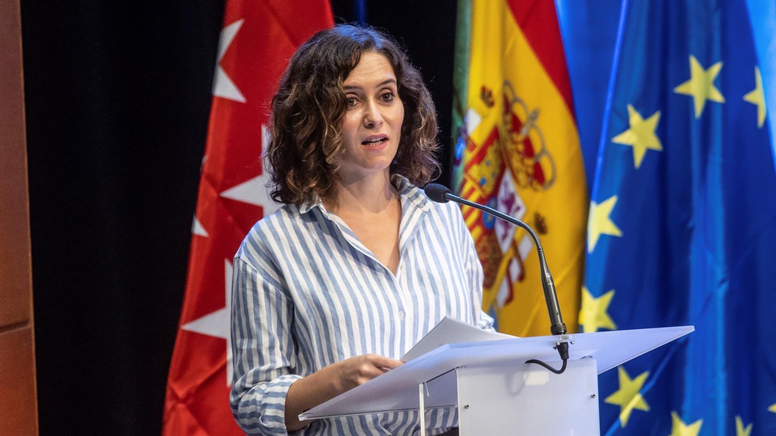 Díaz Ayuso alerta de que la ley de universidades pone "en peligro" a la institución