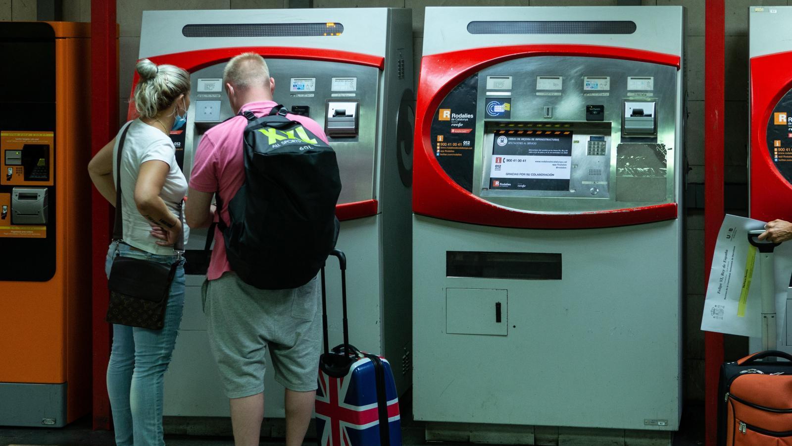 La Audiencia Nacional rebaja a 75% y 50% los servicios mínimos de Renfe Cercanías