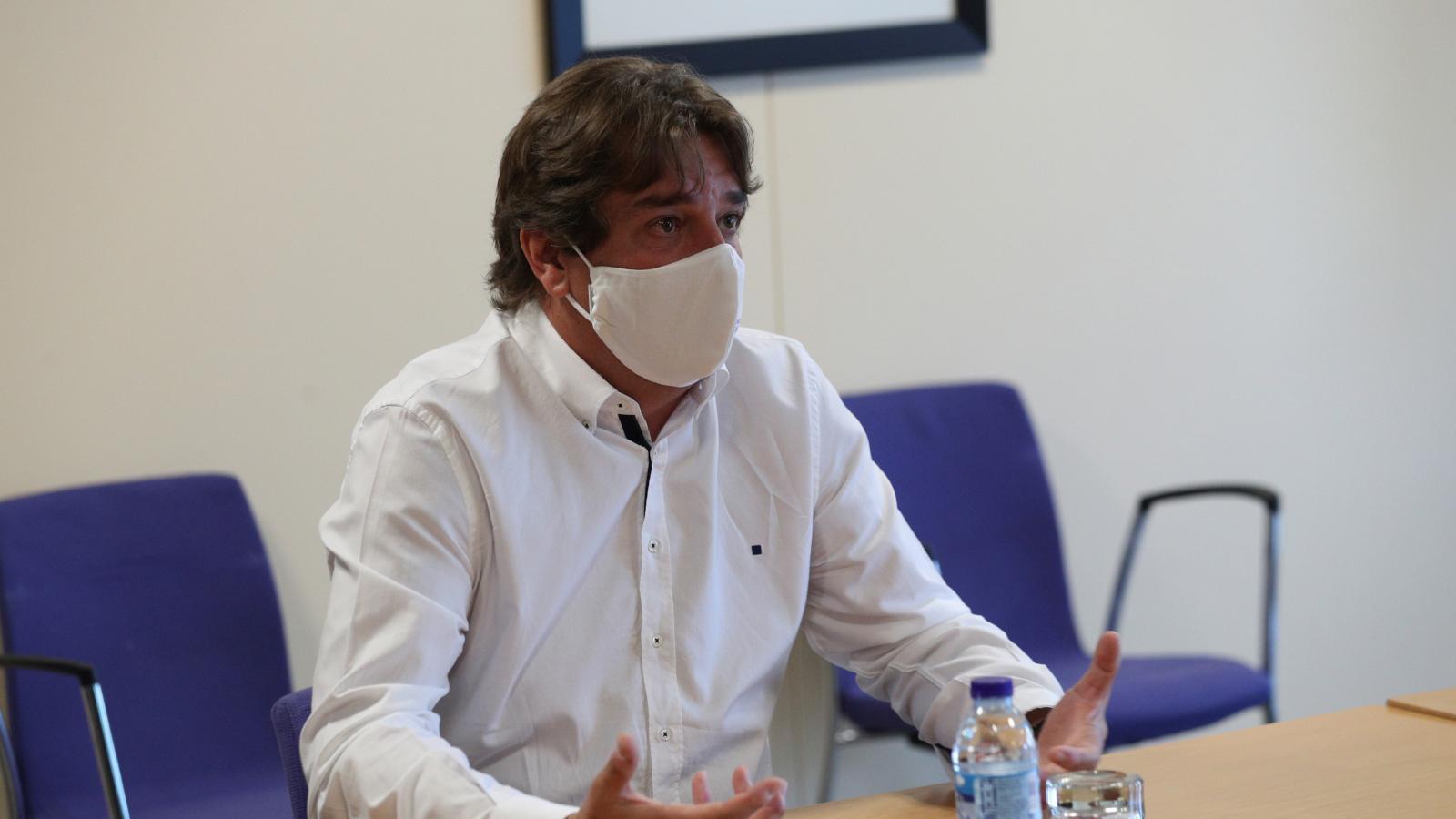 Ayala apostará por mujeres para la Comunidad y la capital si lidera el PSOE-M Ayala apostará por mujeres para la Comunidad y la capital si lidera el PSOE-M