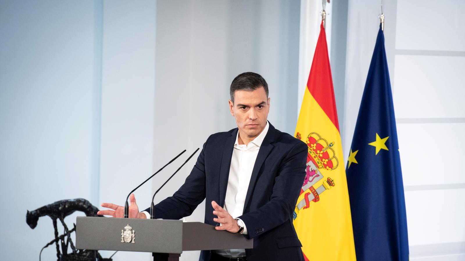 Sánchez anuncia un teléfono de 24 horas para prevenir conductas suicidas