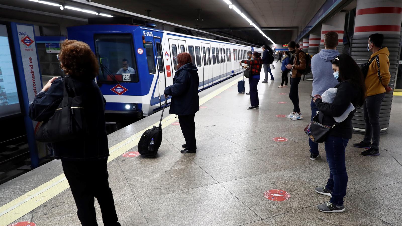 El uso del autobús subió un 16,2% y el de Metro un 12,6% hasta julio en Madrid