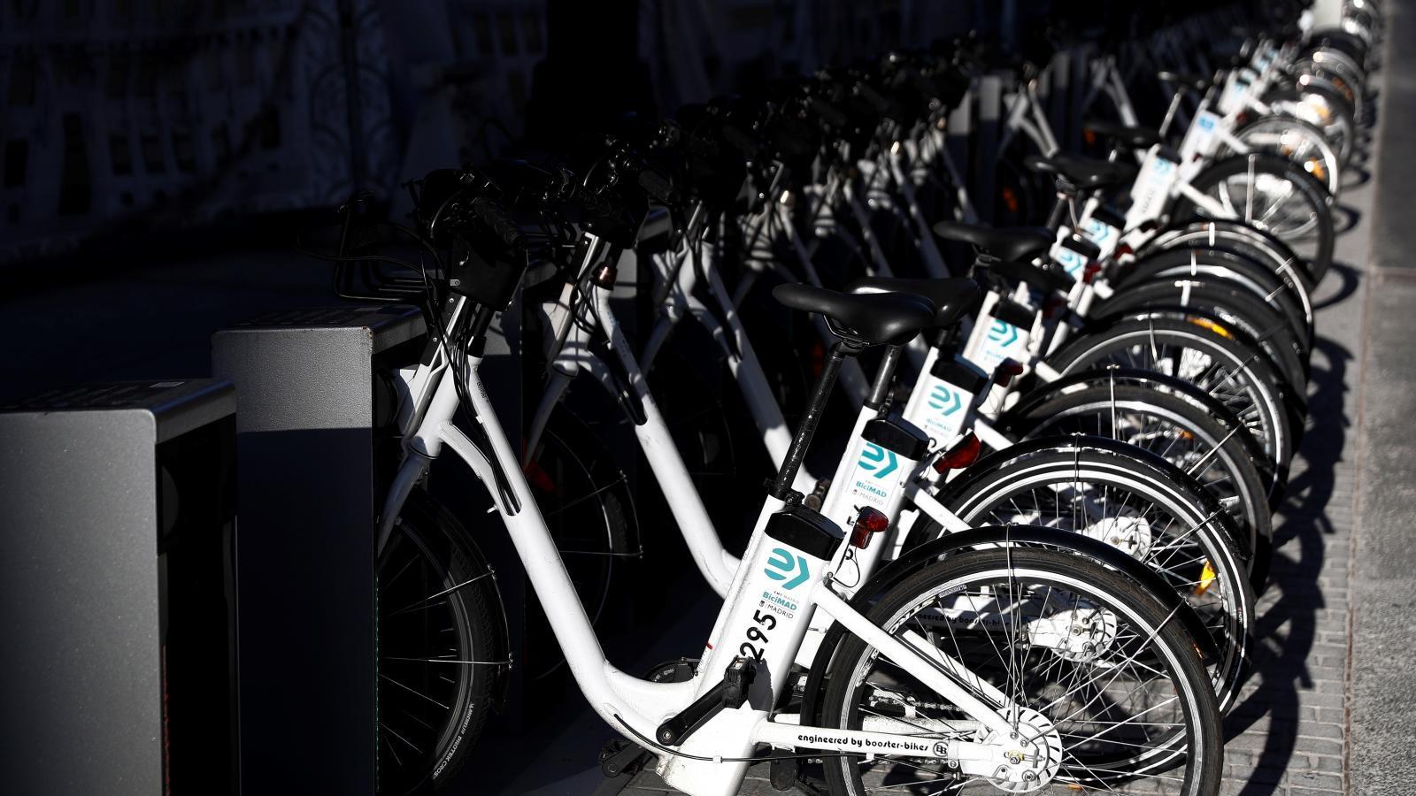 Bicimad incorpora 942 nuevas bicis con candado de seguridad