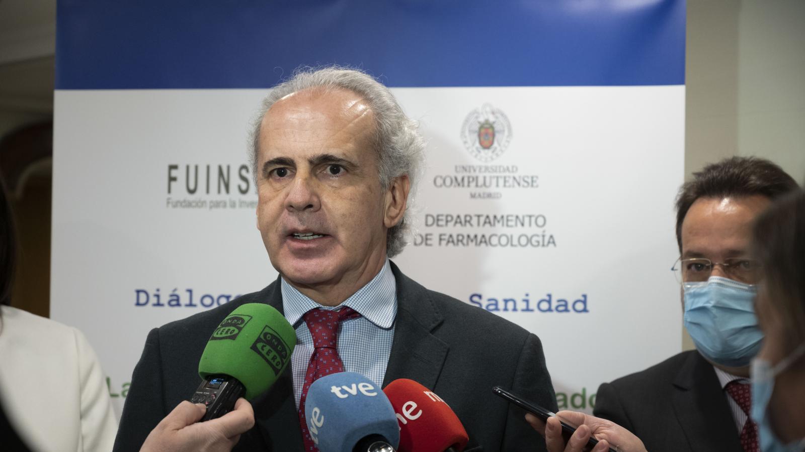 Escudero apuesta por reducir un 50% las listas de espera de aquí a final del año