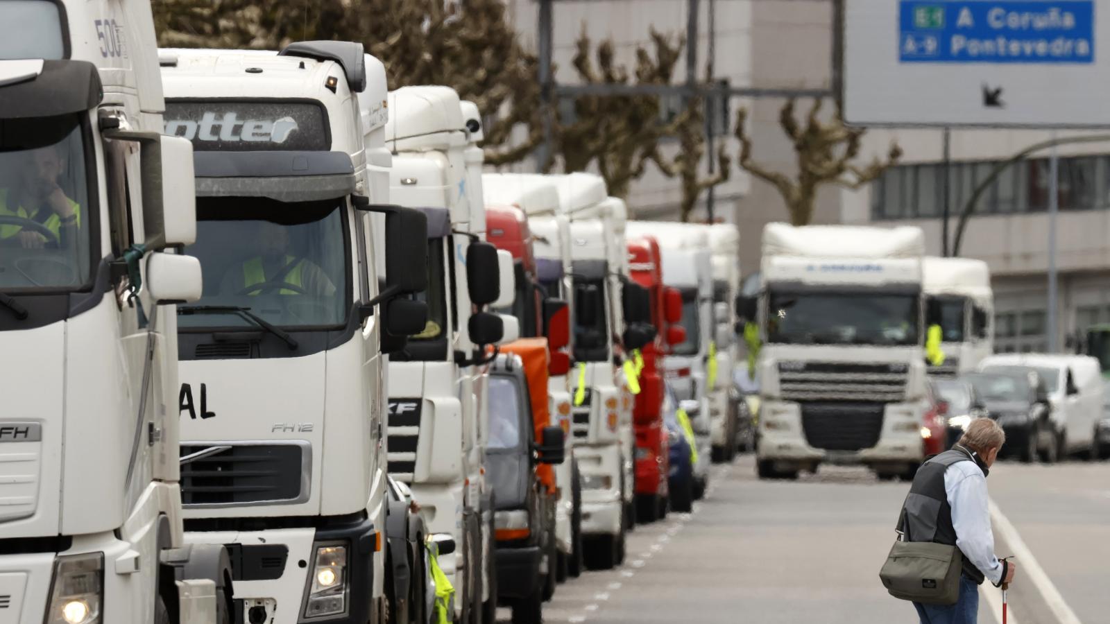 Los transportistas continúan con el paro: "Seguiremos hasta el final"