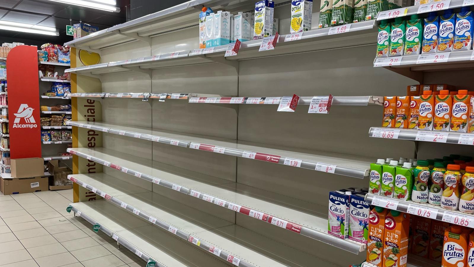 La industria española para por la falta de suministros y el alza de precios