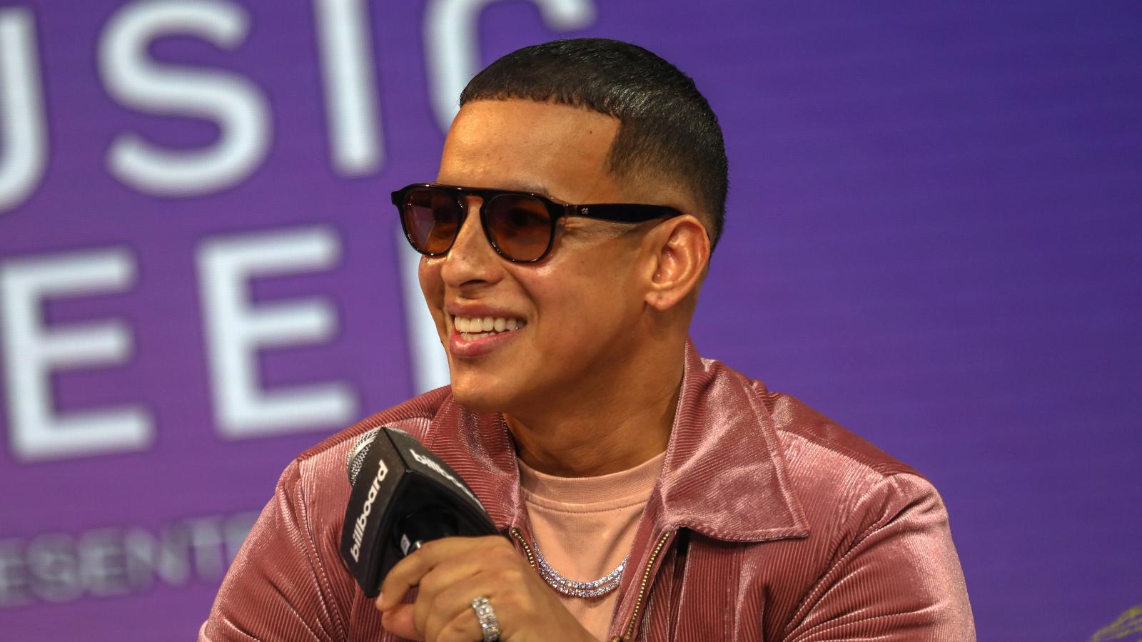 Daddy Yankee añade a su gira de despedida el festival Madrid Puro Reggaeton, que tendrá lugar el 15 y 16 de julio en La Caja Mágica