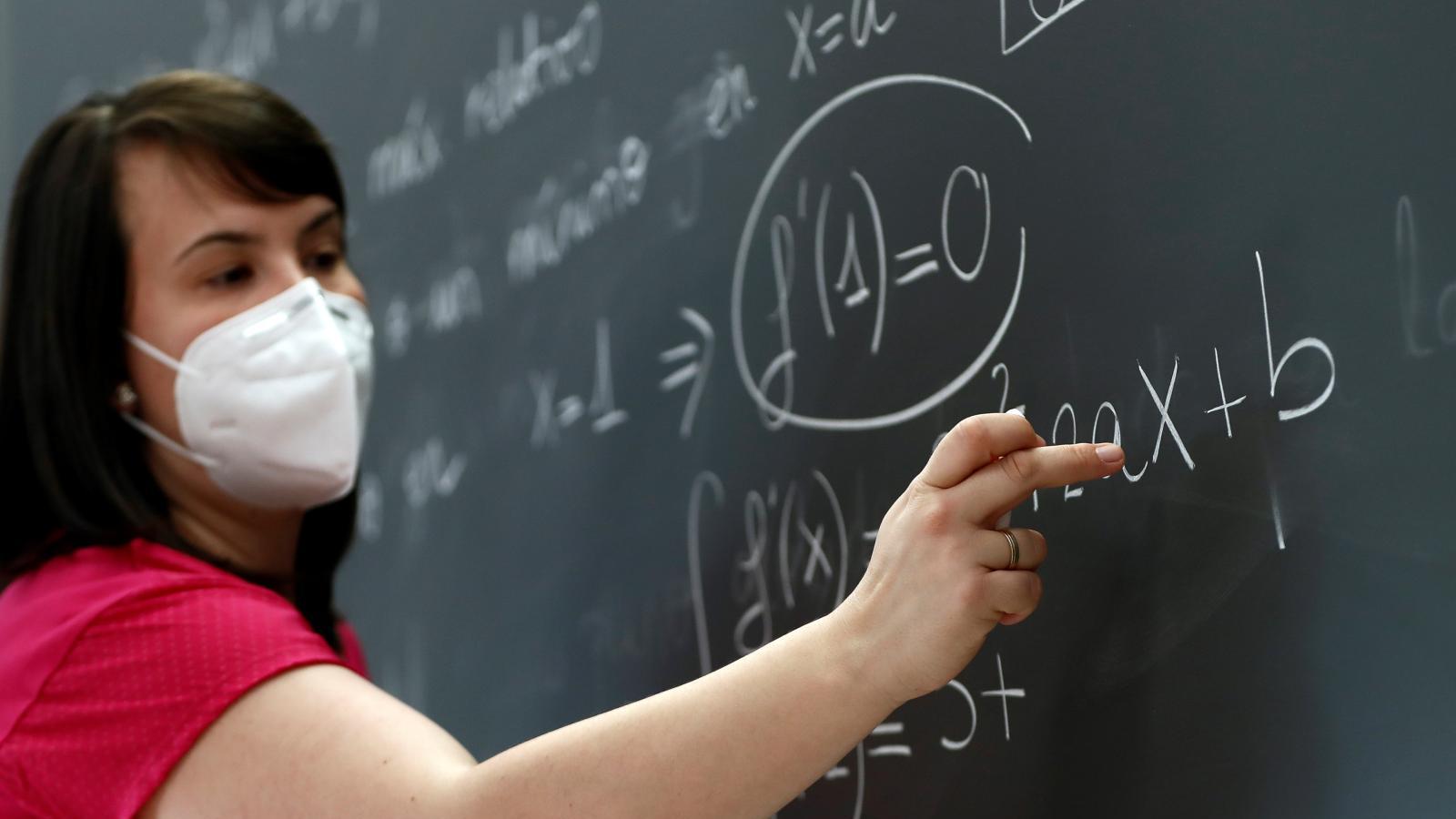 Profesores de "mates" quieren una Ebau más homogénea y con calculadora