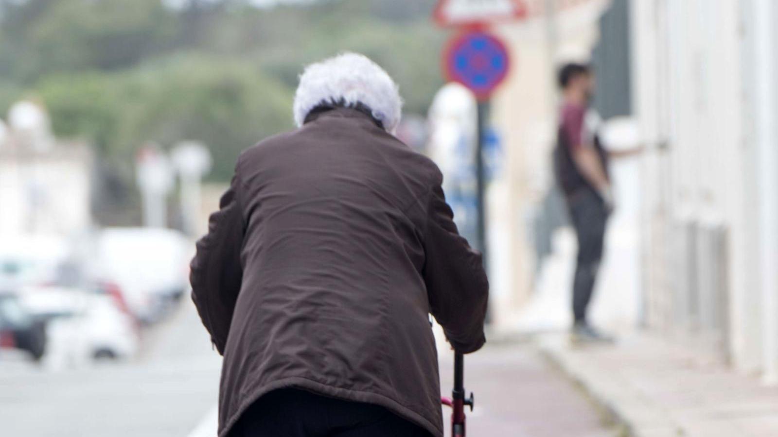 El Ayuntamiento de Madrid presenta una guía contra el maltrato a las personas mayores