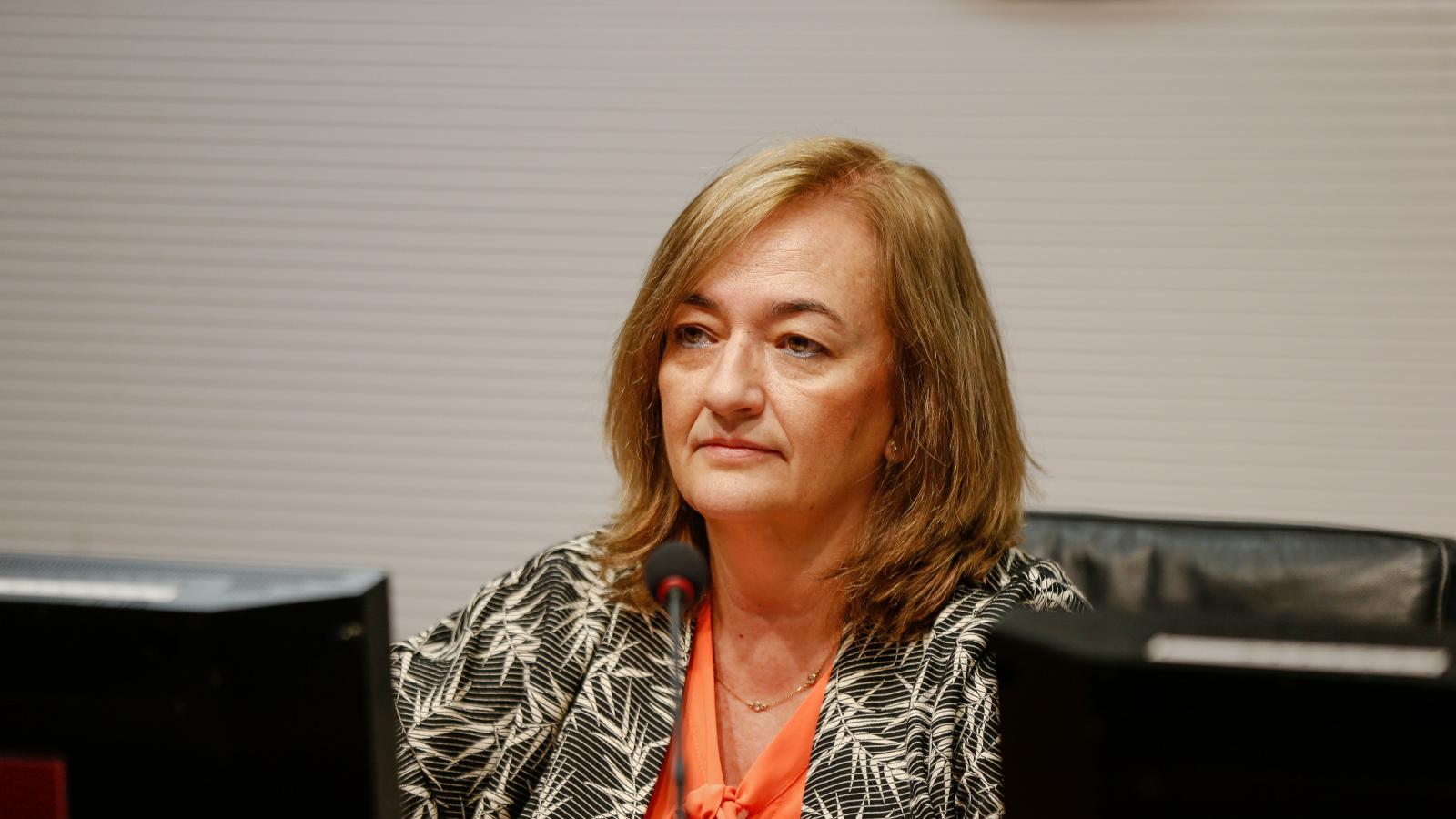 La presidenta de la AIReF critica la falta de medidas contra la inflación en los presupuestos