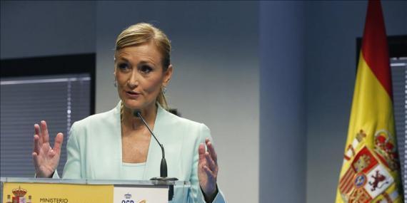 Cifuentes ansía recibir el alta para volver al trabajo "al quinientos por ciento"